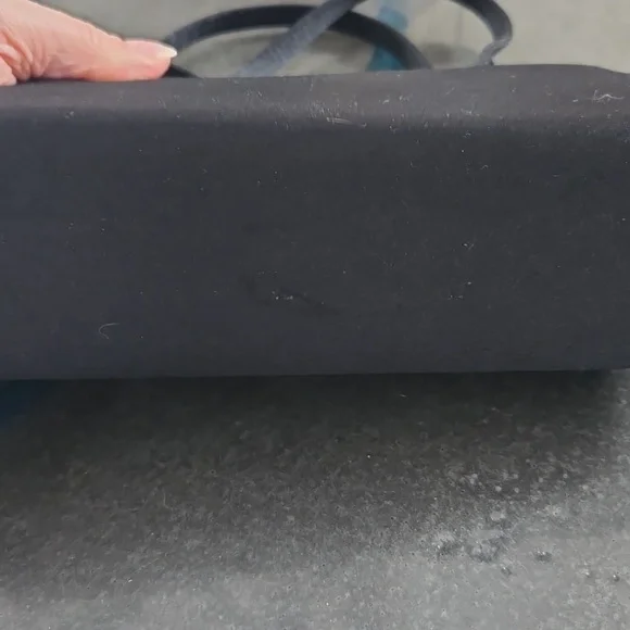 Handbag - Picture 3 of 4